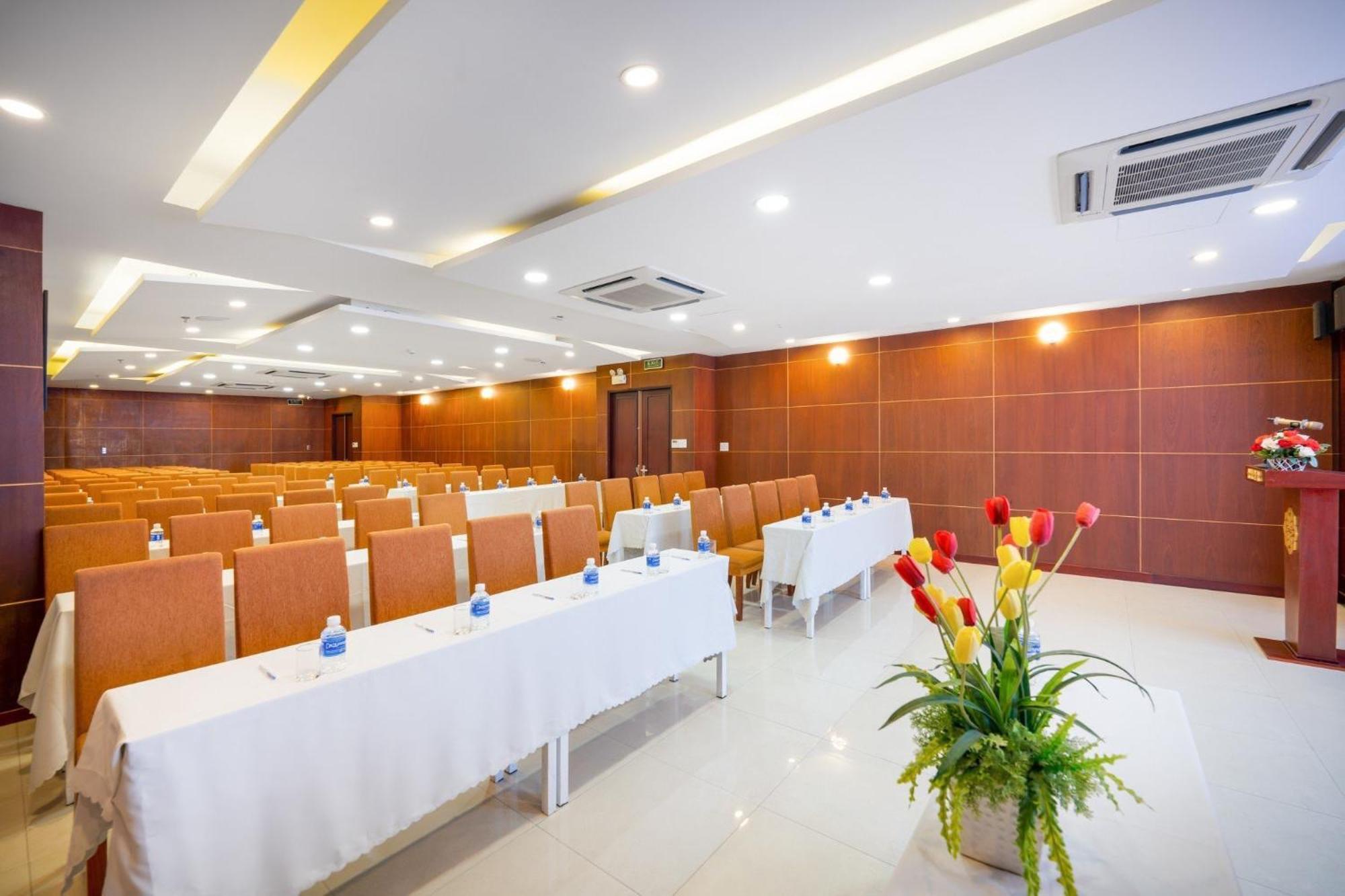 Khách sạn&Căn hộ Capital O 1176 Gemma Hotel Đà Nẵng Ngoại thất bức ảnh